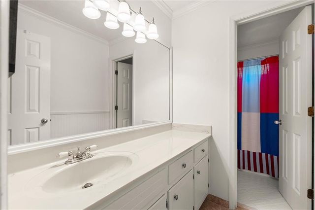 4069 Bittersweet Drive NE, Roswell, GA 30075