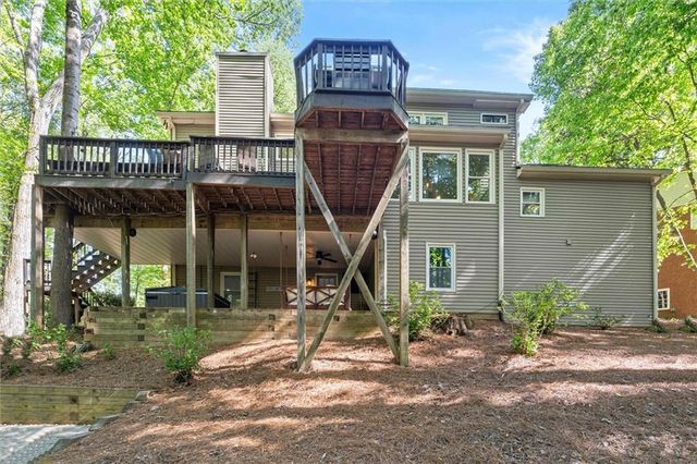 4069 Bittersweet Drive NE, Roswell, GA 30075