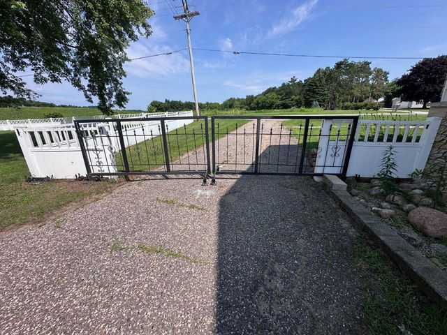1207 KUSSMAN ROAD, Marion, WI 54950