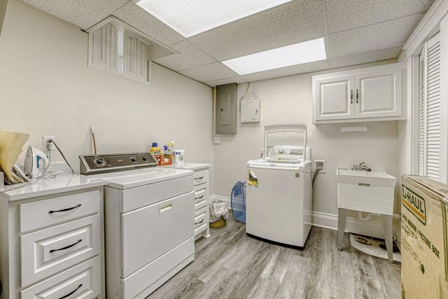 3115 E Bde Maka Ska Parkway, Minneapolis, MN 55408