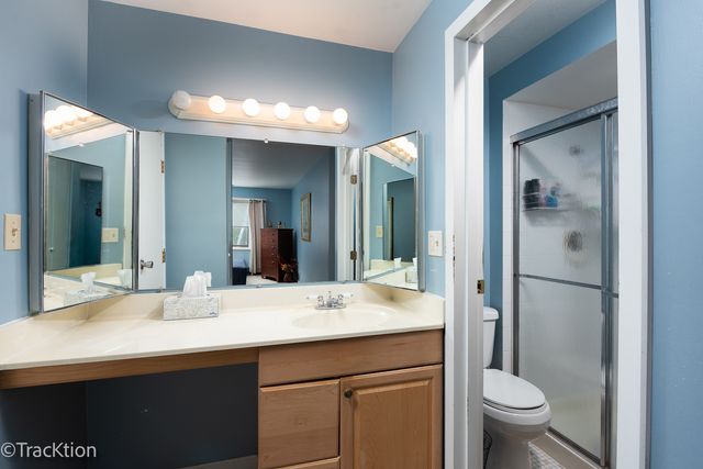 1702 Mill Street 207, Des Plaines, IL 60016