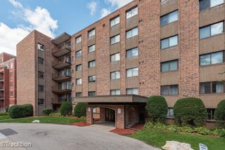 1702 Mill Street 207, Des Plaines, IL 60016