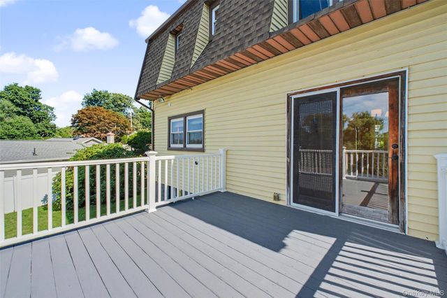 33 Grandview Drive, Mahopac, NY 10541