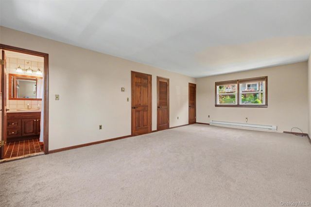 33 Grandview Drive, Mahopac, NY 10541