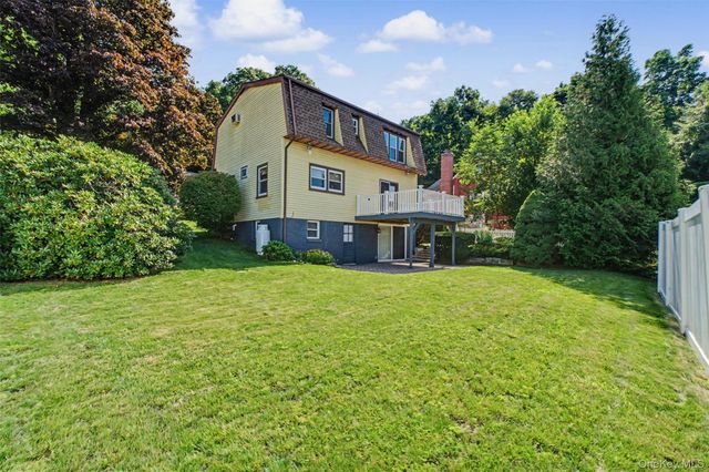 33 Grandview Drive, Mahopac, NY 10541