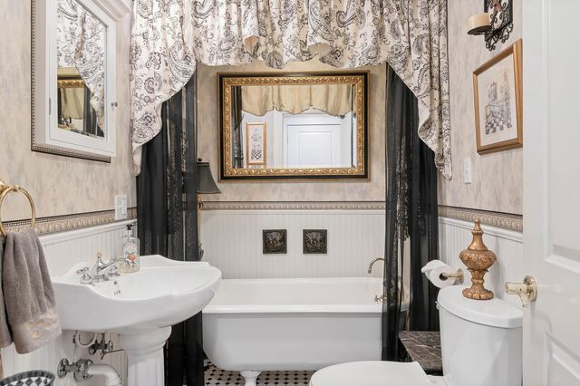 611 W Court Street, Paragould, AR 72450