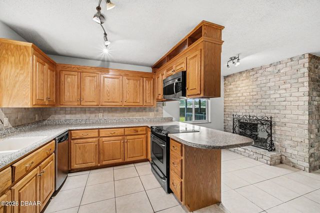 909 Northbrook Drive, Ormond Beach, FL 32174