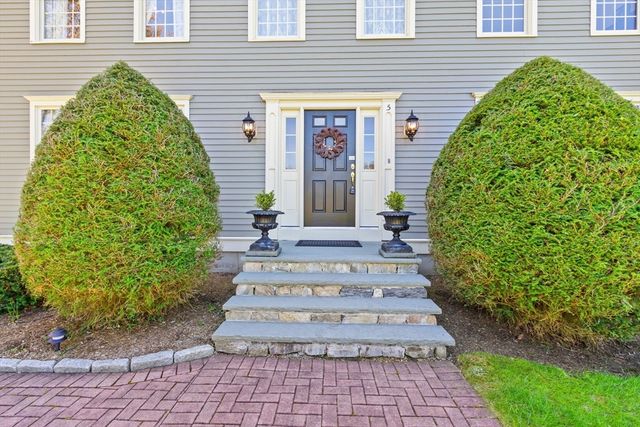 5 Jacob Amsden Rd, Westborough, MA 01581