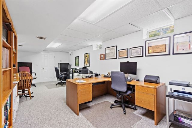 5 Jacob Amsden Rd, Westborough, MA 01581