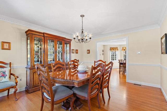5 Jacob Amsden Rd, Westborough, MA 01581