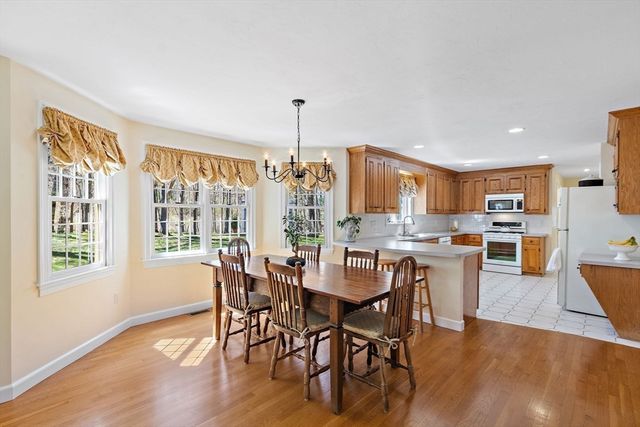 5 Jacob Amsden Rd, Westborough, MA 01581