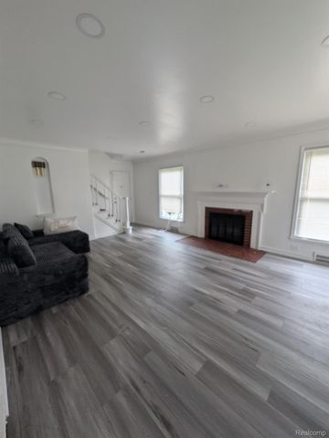 18565 Gallagher Street, Detroit, MI 48234