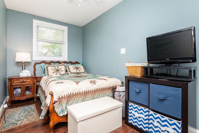 29 Lawrence Rd, Milton, MA 02186