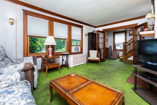 29 Lawrence Rd, Milton, MA 02186