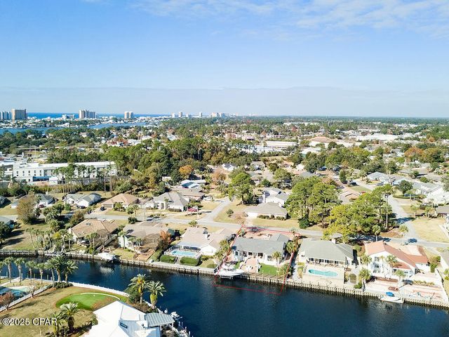 443 Wahoo Road, Panama City Beach, FL 32408