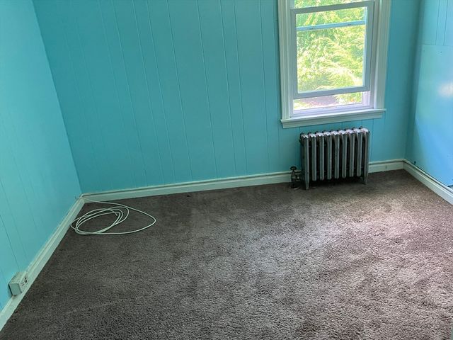 148 Point Grove Rd, Southwick, MA 01077