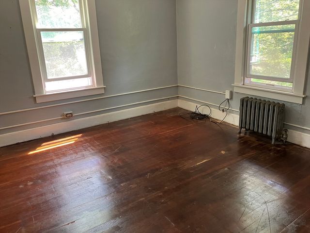 148 Point Grove Rd, Southwick, MA 01077