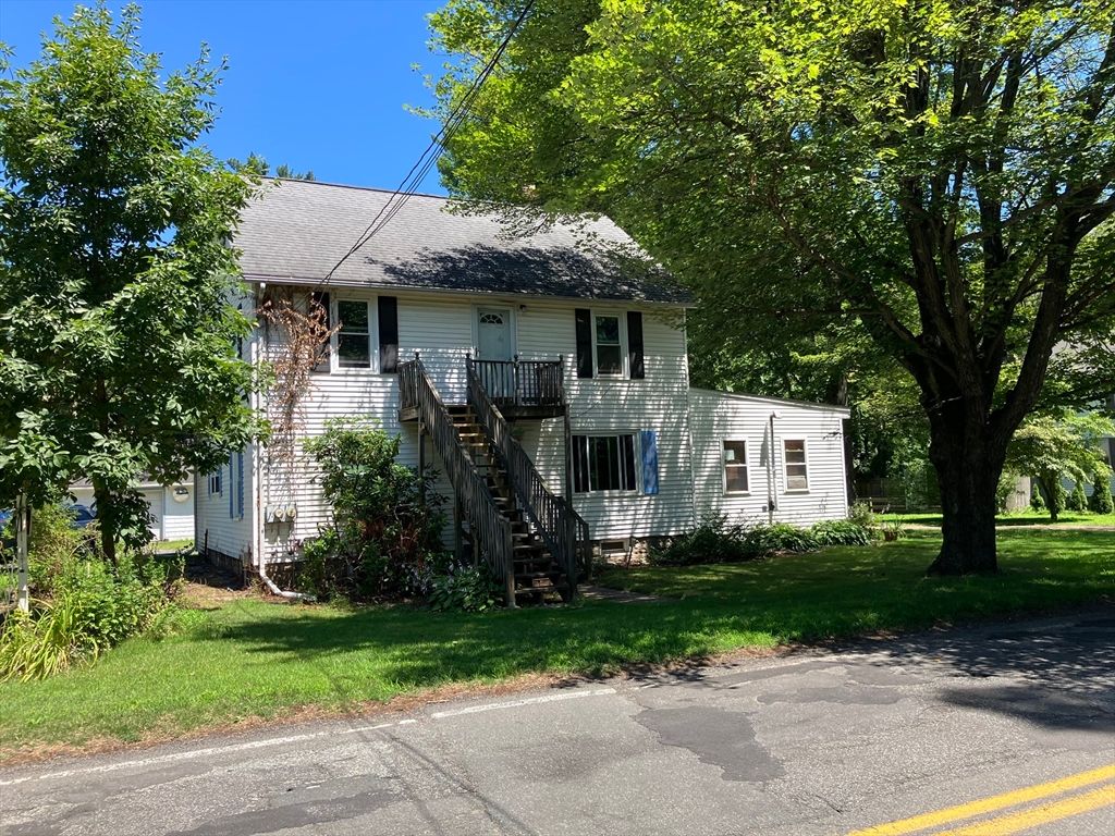 148 Point Grove Rd, Southwick, MA 01077