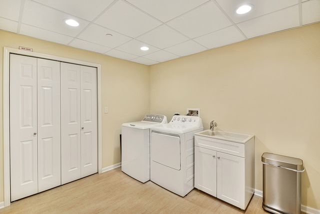 35 Red Tail Drive, Hawthorn Woods, IL 60047