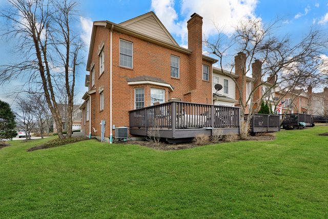 35 Red Tail Drive, Hawthorn Woods, IL 60047