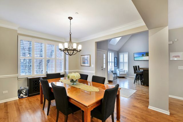 35 Red Tail Drive, Hawthorn Woods, IL 60047