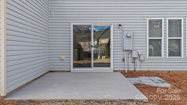 4364 Park South Station Boulevard, Charlotte, NC 28210