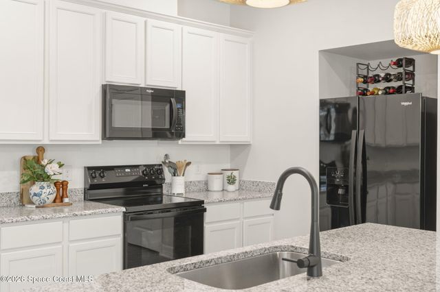 975 Potenza Drive, West Melbourne, FL 32904