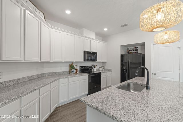 975 Potenza Drive, West Melbourne, FL 32904