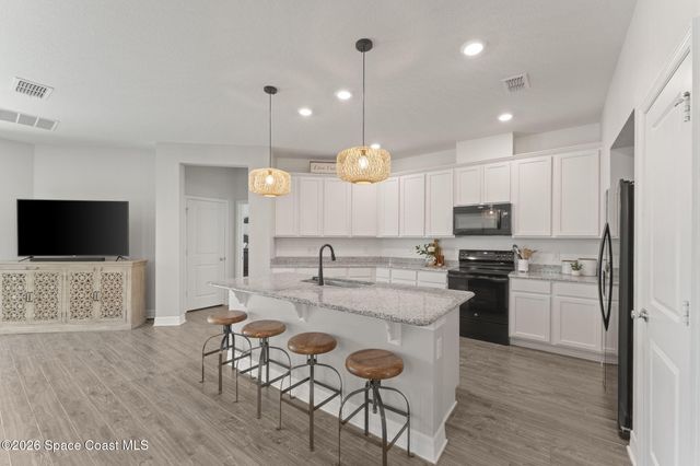 975 Potenza Drive, West Melbourne, FL 32904