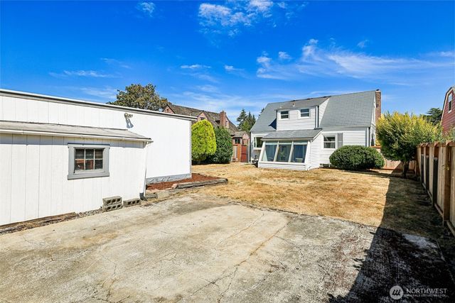 4840 E B Street, Tacoma, WA 98404
