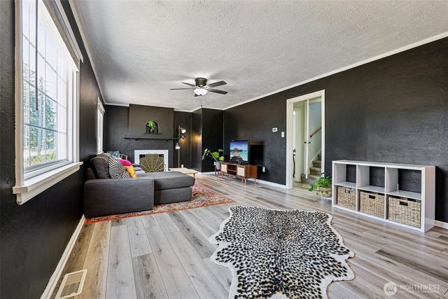 4840 E B Street, Tacoma, WA 98404