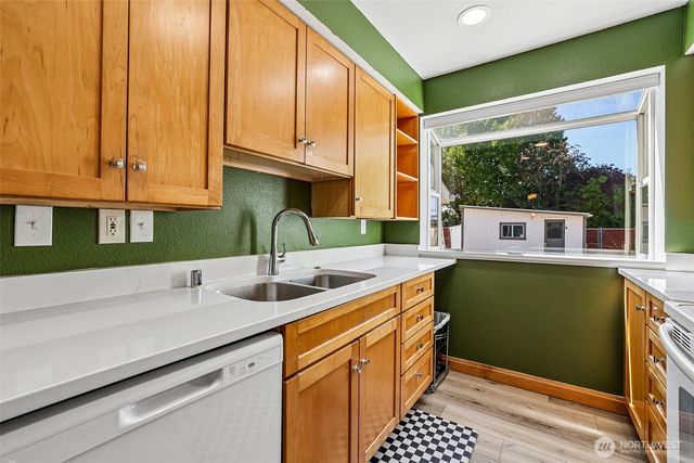 4840 E B Street, Tacoma, WA 98404