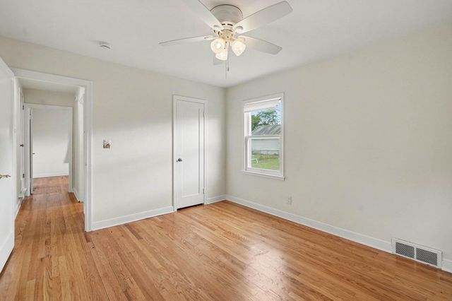 1708 Nevada Avenue E, Saint Paul, MN 55106