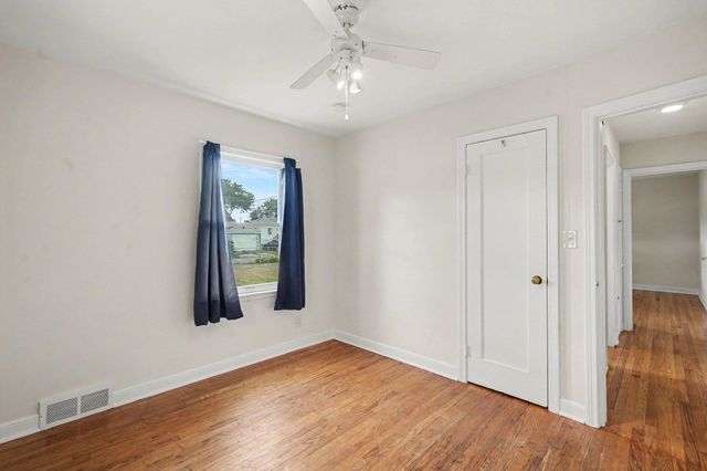 1708 Nevada Avenue E, Saint Paul, MN 55106