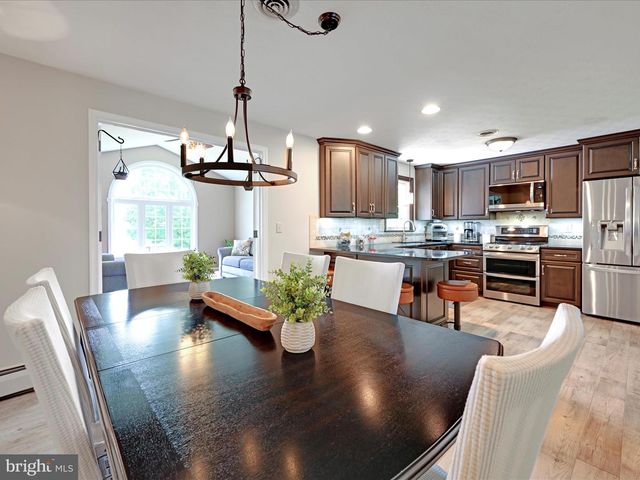 1134 SUN DR, Lebanon, PA 17046