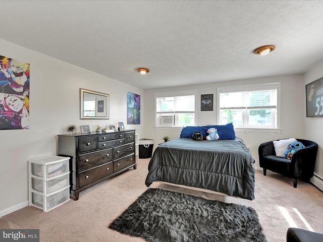1134 SUN DR, Lebanon, PA 17046