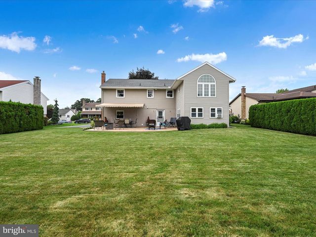 1134 SUN DR, Lebanon, PA 17046