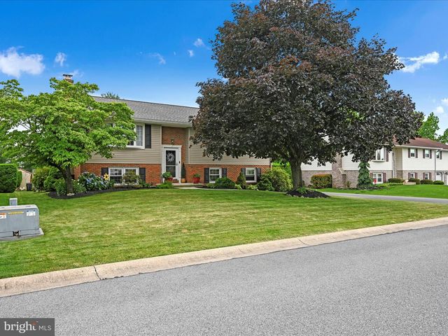 1134 SUN DR, Lebanon, PA 17046