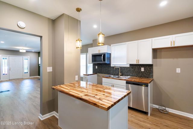 2108 Oregon Ave, Louisville, KY 40210