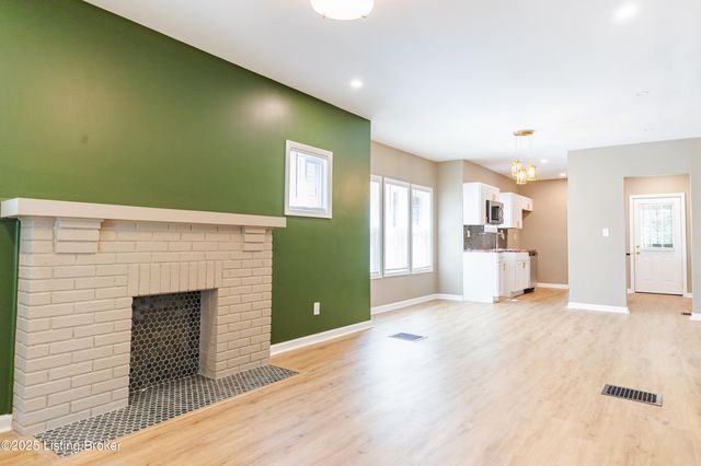 2108 Oregon Ave, Louisville, KY 40210