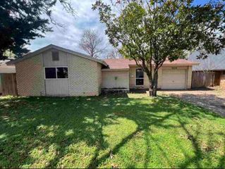5114 FAIRWAY BOULEVARD, Wichita Falls, TX 76310