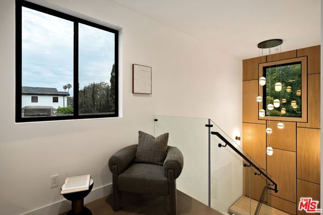 3621 Greenwood Avenue, Los Angeles, CA 90066