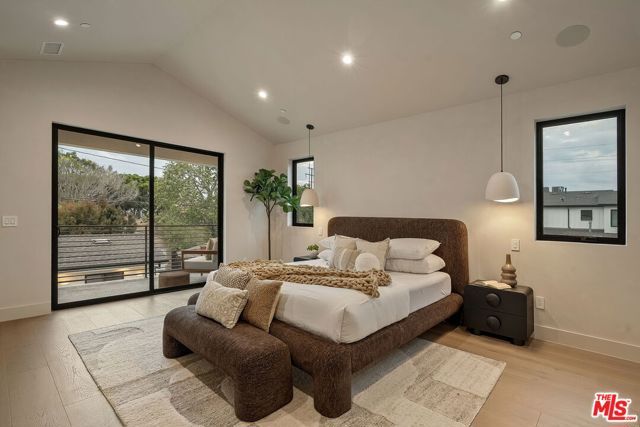 3621 Greenwood Avenue, Los Angeles, CA 90066