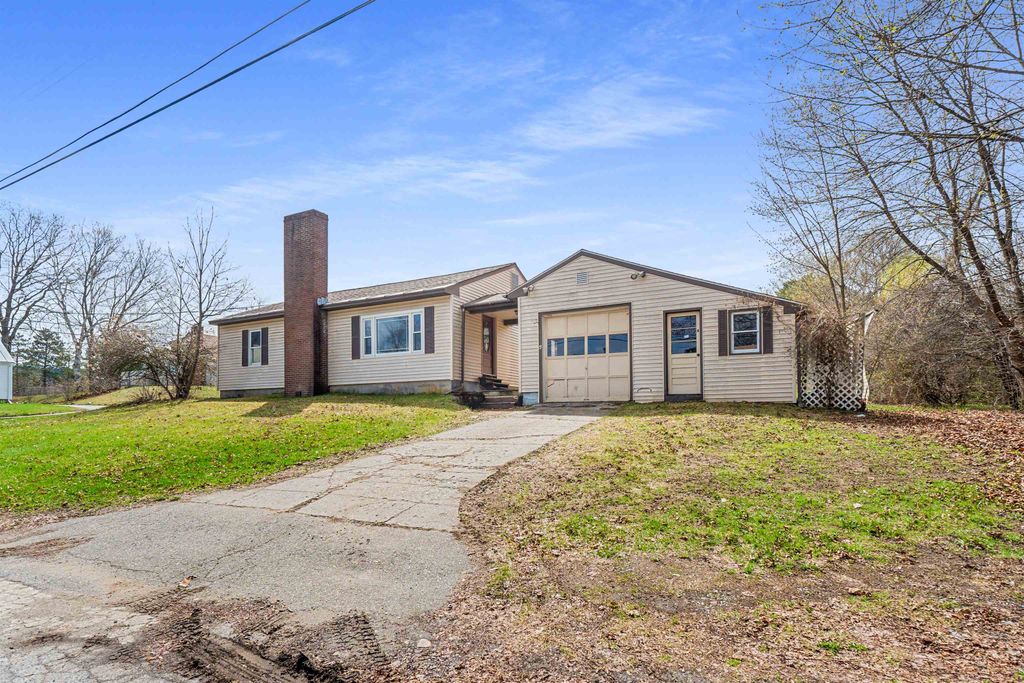 4 Laplante Avenue, Claremont, NH 03743