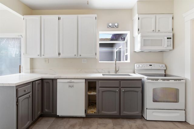 844 W Elm St, Stockton, CA 95203