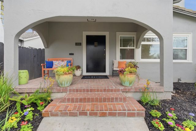 844 W Elm St, Stockton, CA 95203