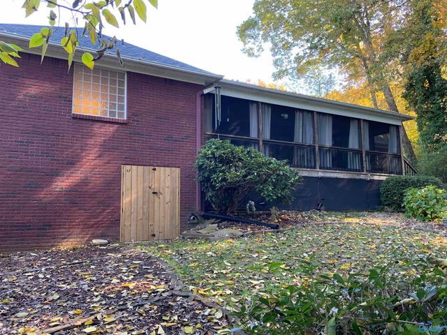 1435 Timberwalk Drive, Guntersville, AL 35976