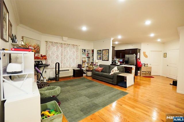 6708 Jackson Street 2, Guttenberg, NJ 07093