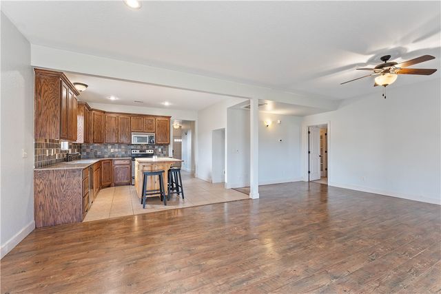 2141 Hunter Drive, Pea Ridge, AR 72751