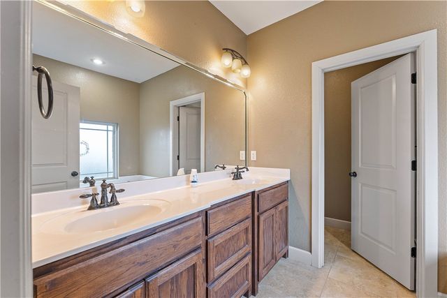 2141 Hunter Drive, Pea Ridge, AR 72751